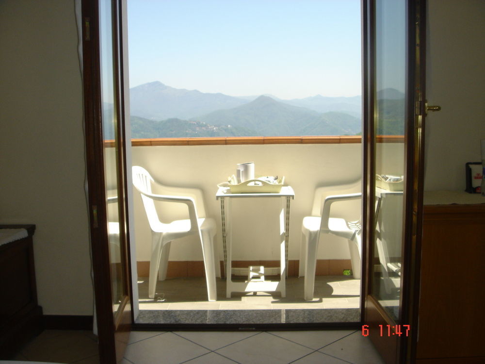 Locanda Primo Sole Leivi Екстериор снимка
