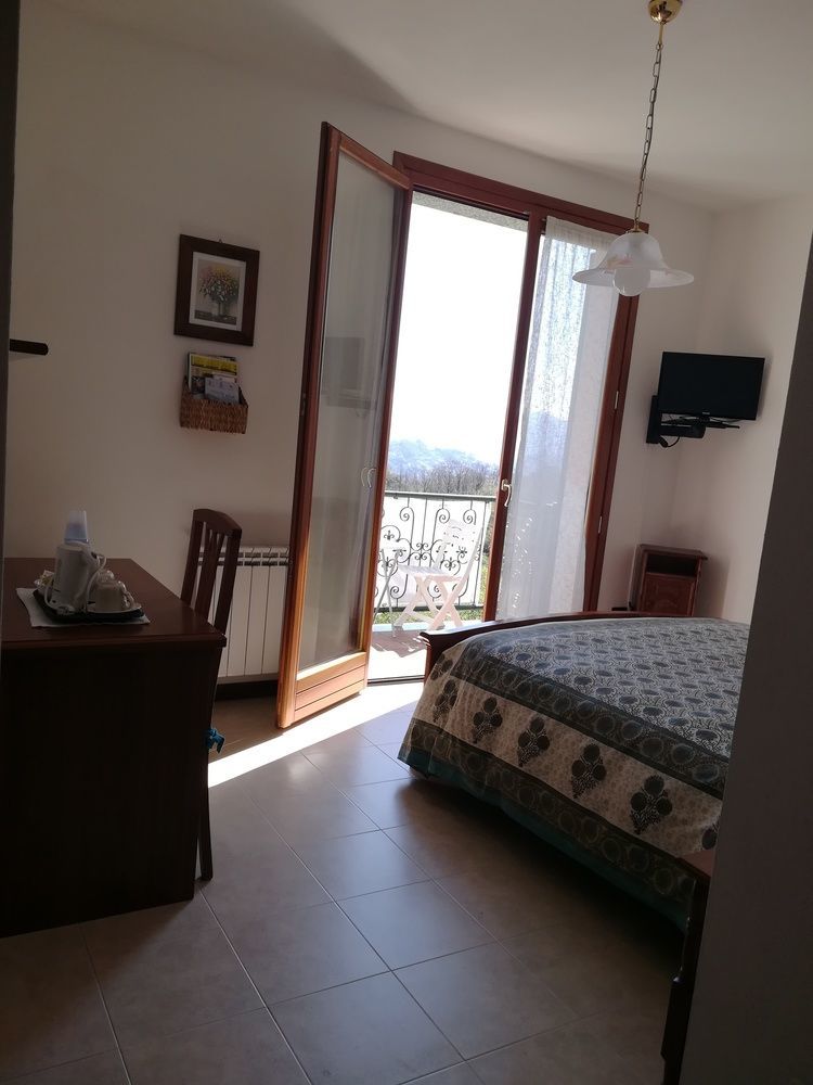 Locanda Primo Sole Leivi Екстериор снимка