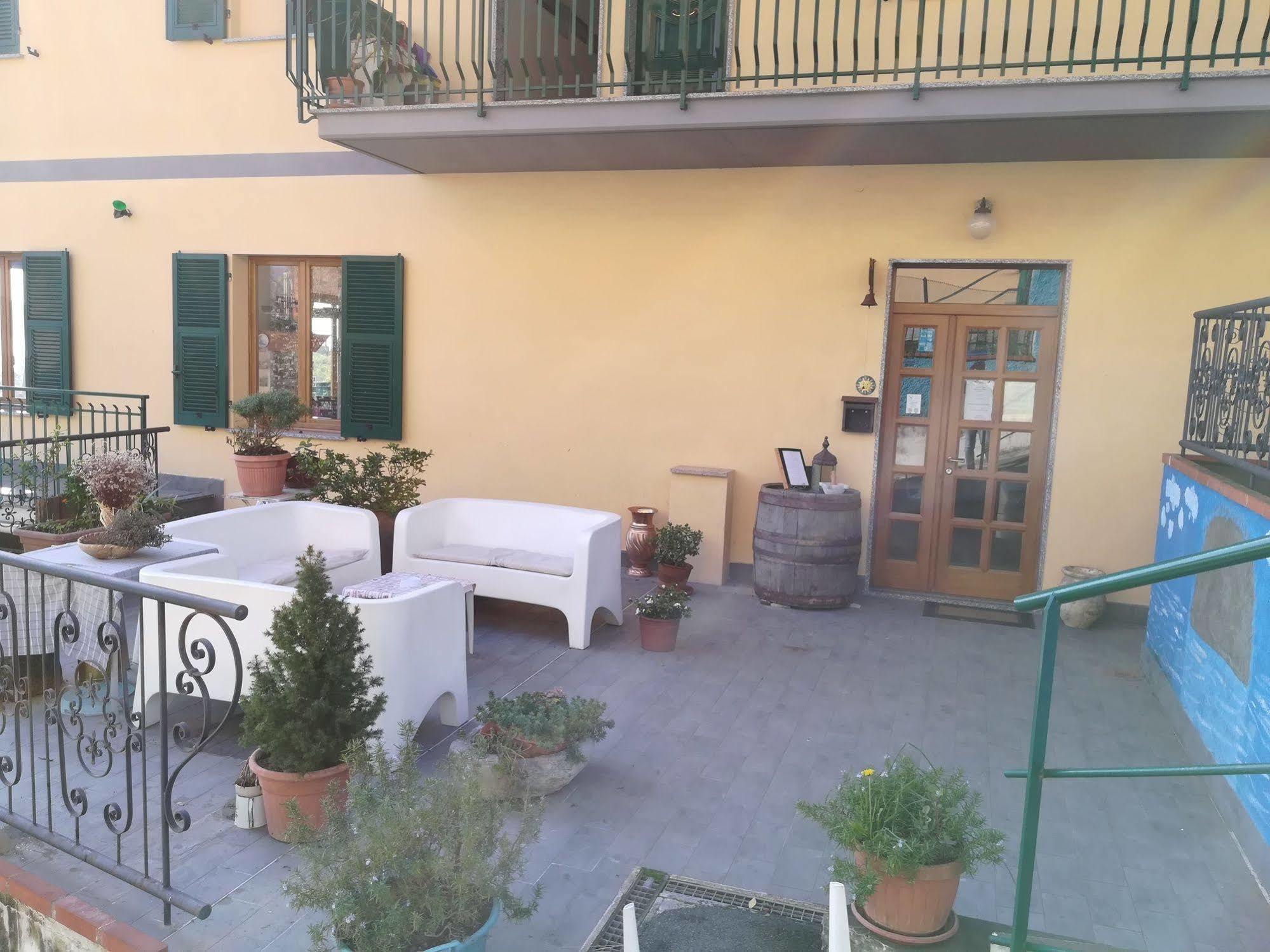 Locanda Primo Sole Leivi Екстериор снимка