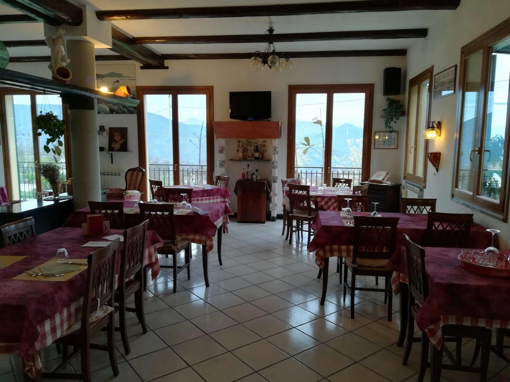 Locanda Primo Sole Leivi Екстериор снимка